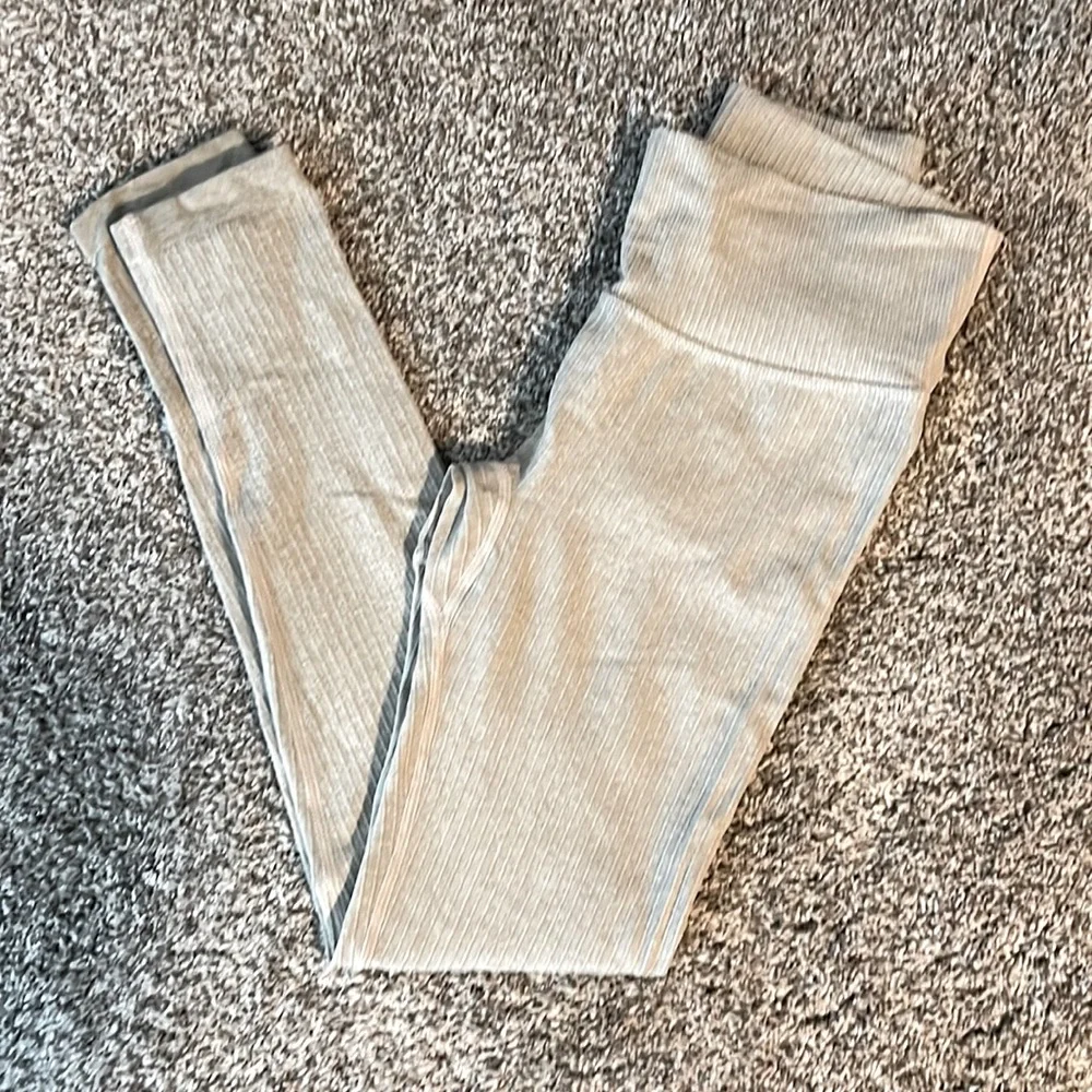 Astoria Ribbed Leggings - Picture 1 of 2